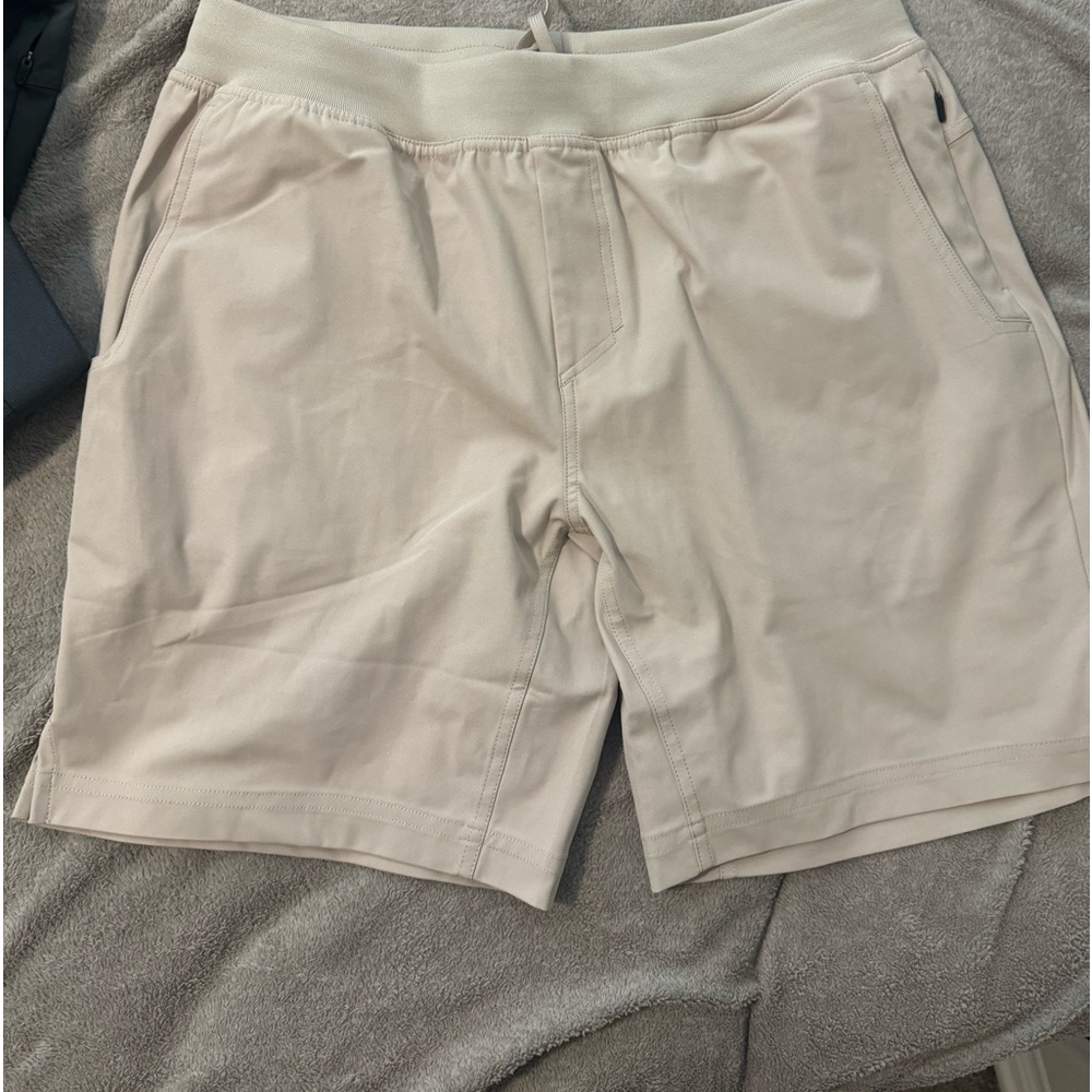 Legends Aviation Short